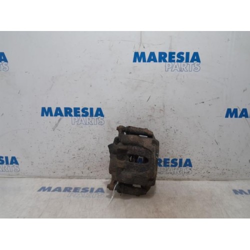Renault - Trafic - Front brake calliper, left