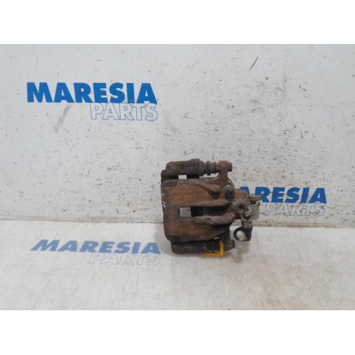 Renault - Trafic - Rear brake calliper, left
