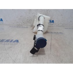 Fiat - Panda - Front windscreen washer reservoir