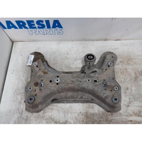 Renault - Trafic - Subframe