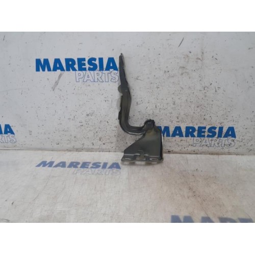 Fiat - Panda - Bonnet Hinge