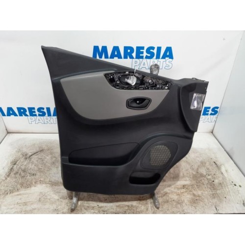 Renault - Trafic - Portierbekleding 2Deurs links