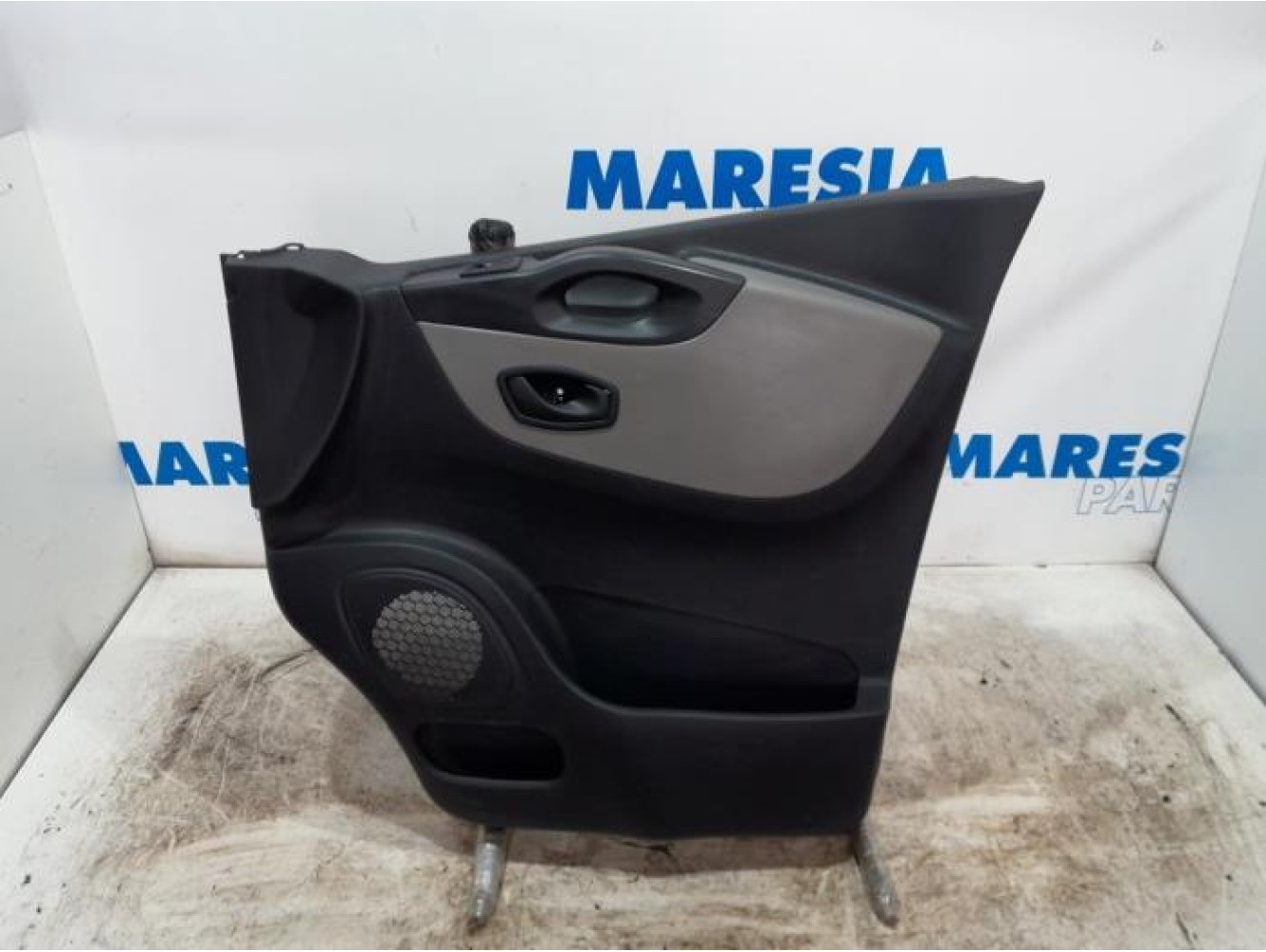 Renault - Trafic - Revêtement portière 2portes droite