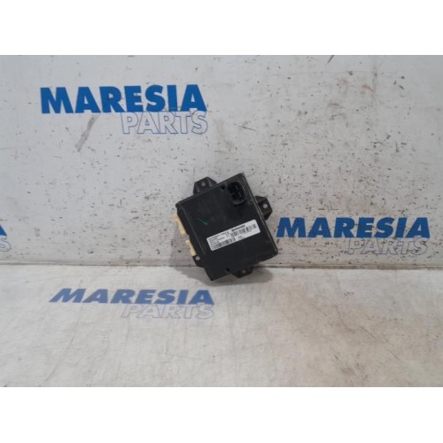 Renault - Trafic - Central door locking module