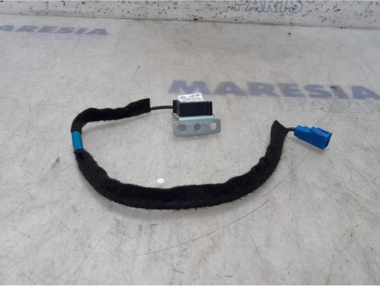 Renault - Trafic - GPS Antenne