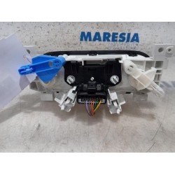 Renault - Trafic - Panneau de commandes chauffage