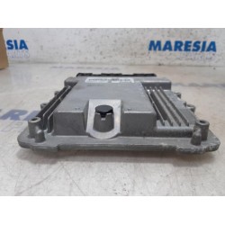 Renault - Trafic - Engine management computer