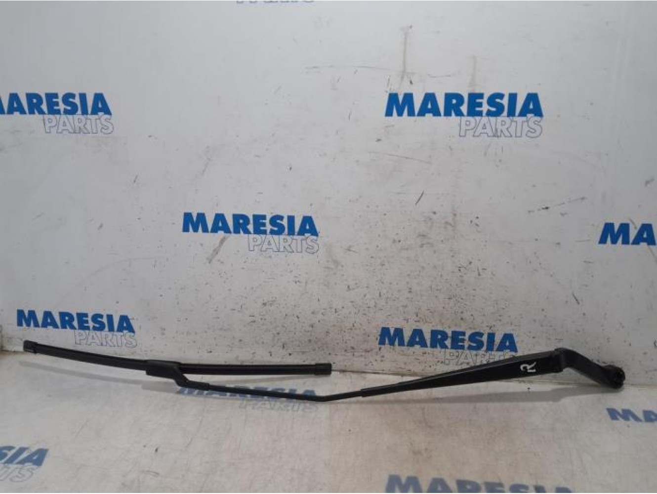 Fiat - Ducato - Front wiper arm