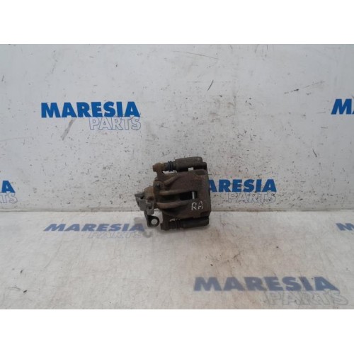 Renault - Trafic - Rear brake calliper, right