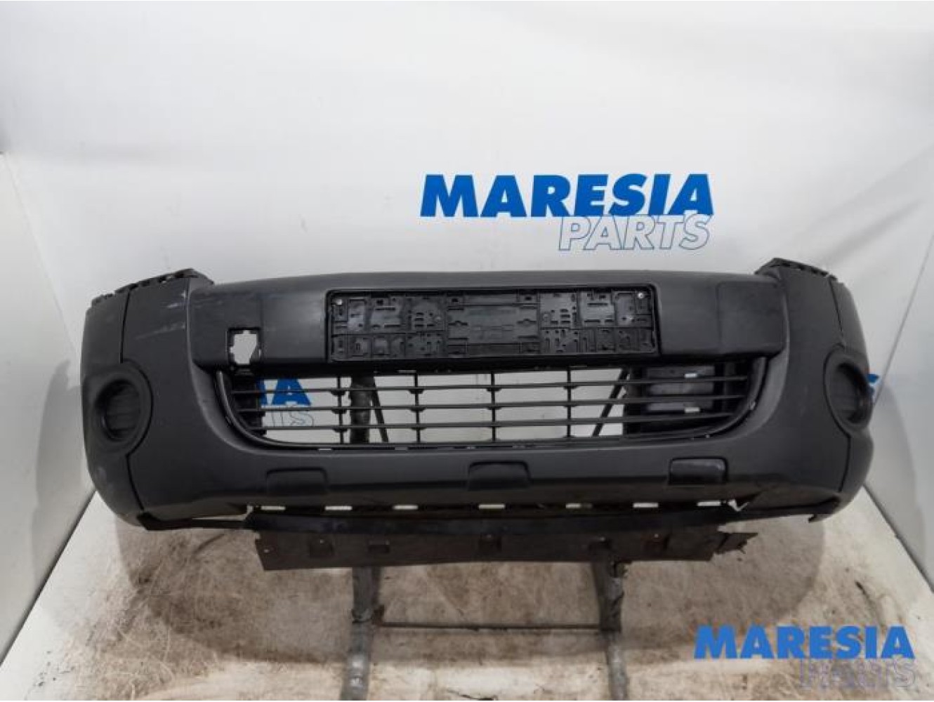 Peugeot - Partner - Front bumper