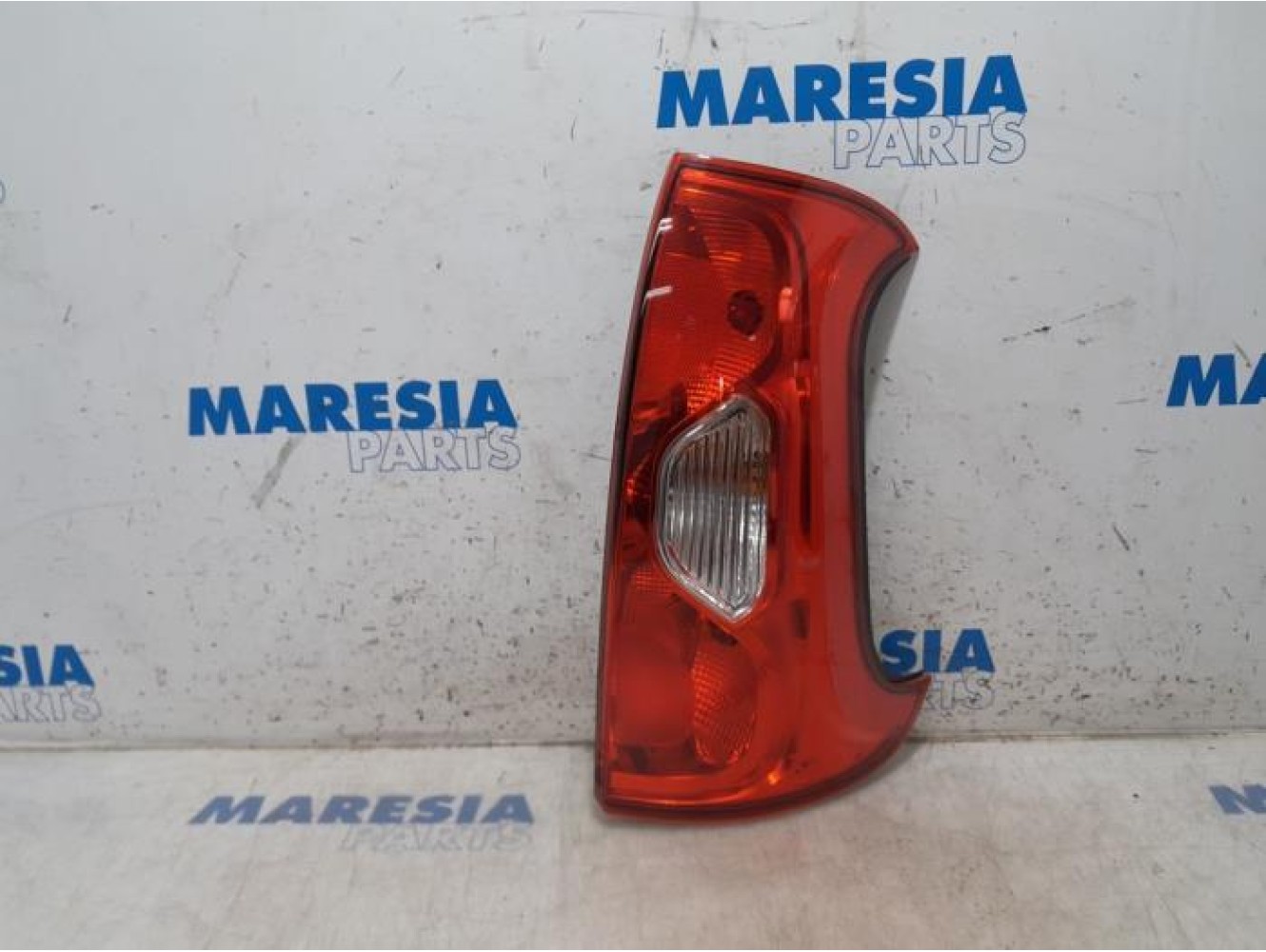Fiat - Panda - Taillight, right