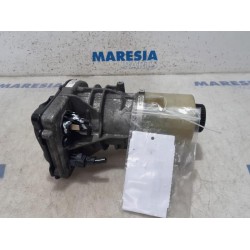 Renault - Trafic - Pompe direction assistée