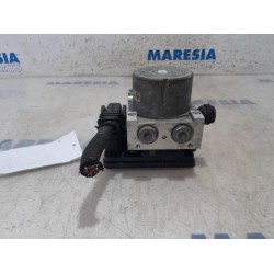 Renault - Trafic - ABS pump