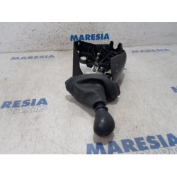 Renault - Trafic - Versnellingspook
