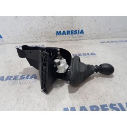 Renault - Trafic - Versnellingspook