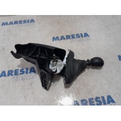 Renault - Trafic - Versnellingspook