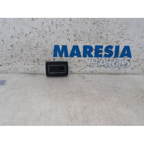 Fiat - Ducato - AUX / USB connection