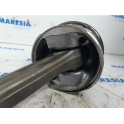 Citroen - C4 Grand Picasso - Piston