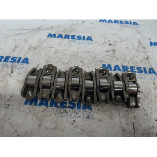 Citroen - C4 Grand Picasso - Rocker arm