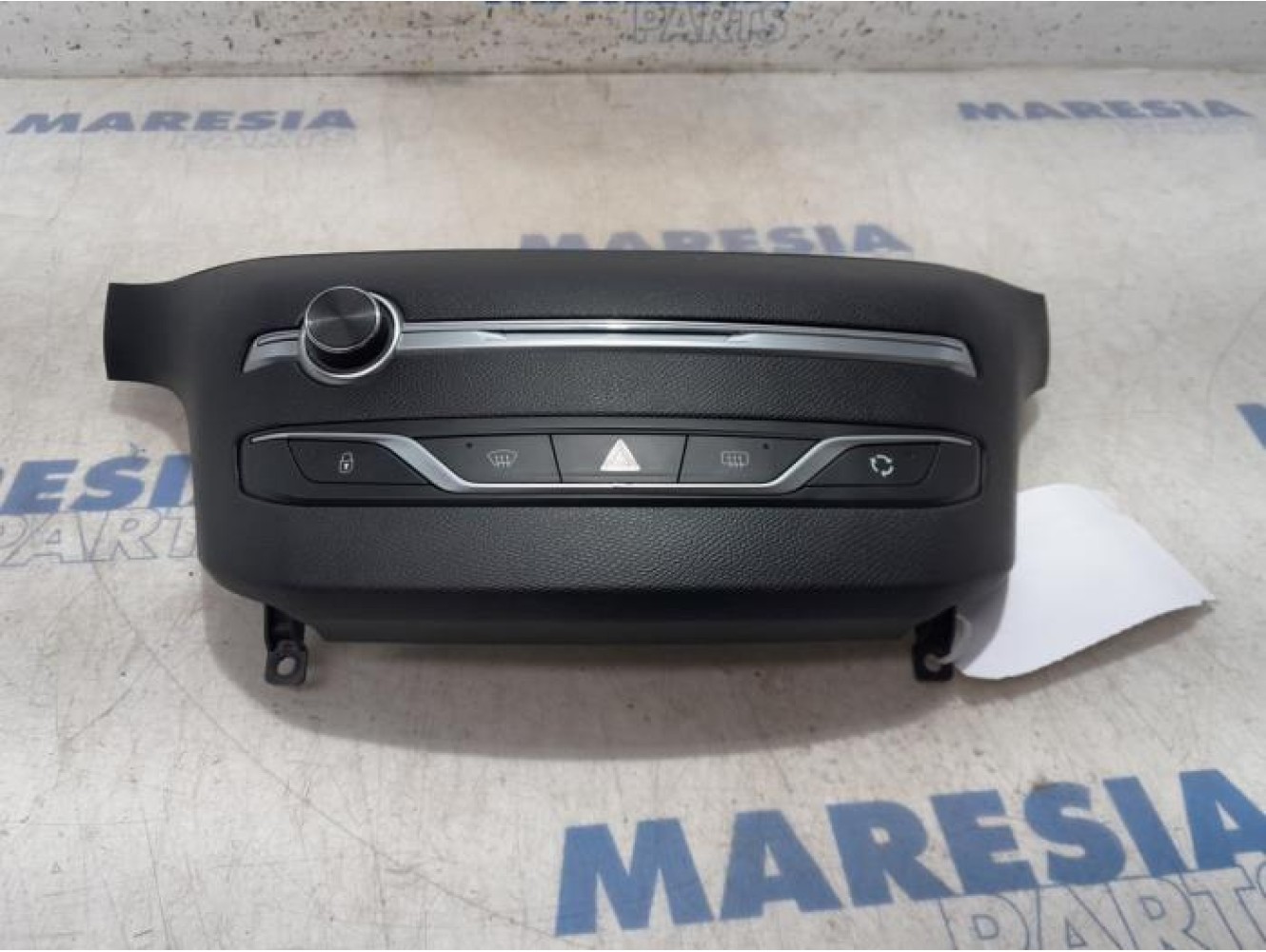 Peugeot - 308 - Radio control panel