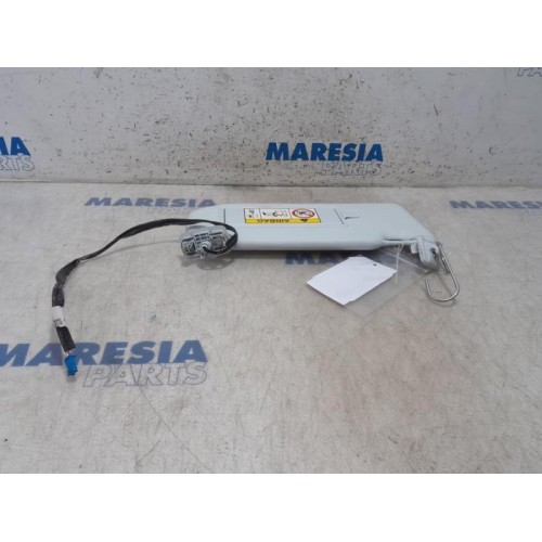 Peugeot - 308 - Sun visor
