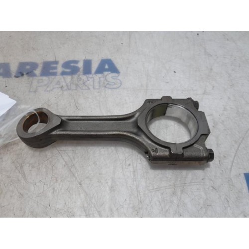 Fiat - Doblo - Connecting rod
