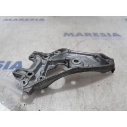 Peugeot - Partner - Dynamosteun onder