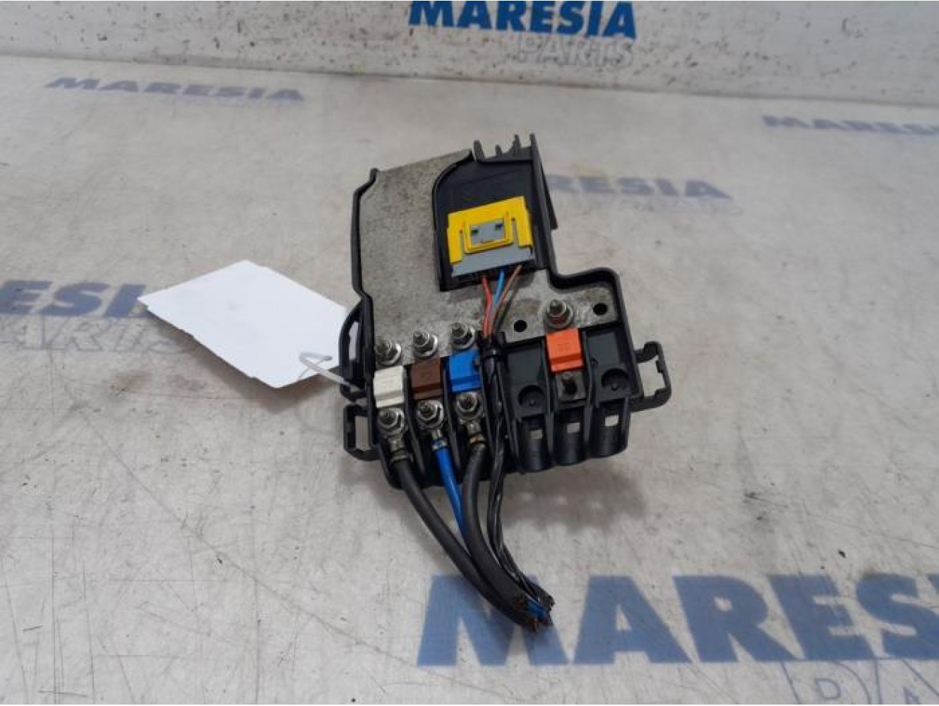 Peugeot - Partner - Fuse box