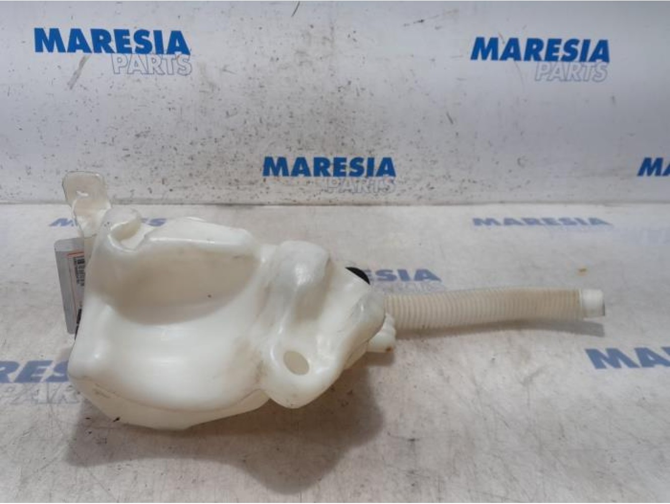 Peugeot - Partner - Réservoir lave-glace avant