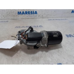 Renault - Trafic - Front wiper motor