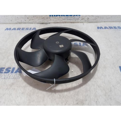 Renault - Trafic - Fan motor