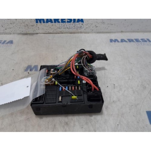 Renault - Scenic - Fuse box