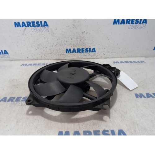 Renault - Scenic - Fan motor