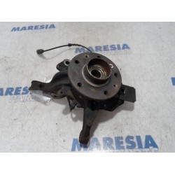 Renault - Scenic - Knuckle, front right