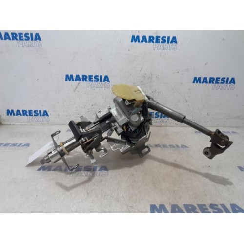 Renault - Scenic - Steering column housing