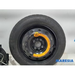 Fiat - 500 - Krikset + reservewiel