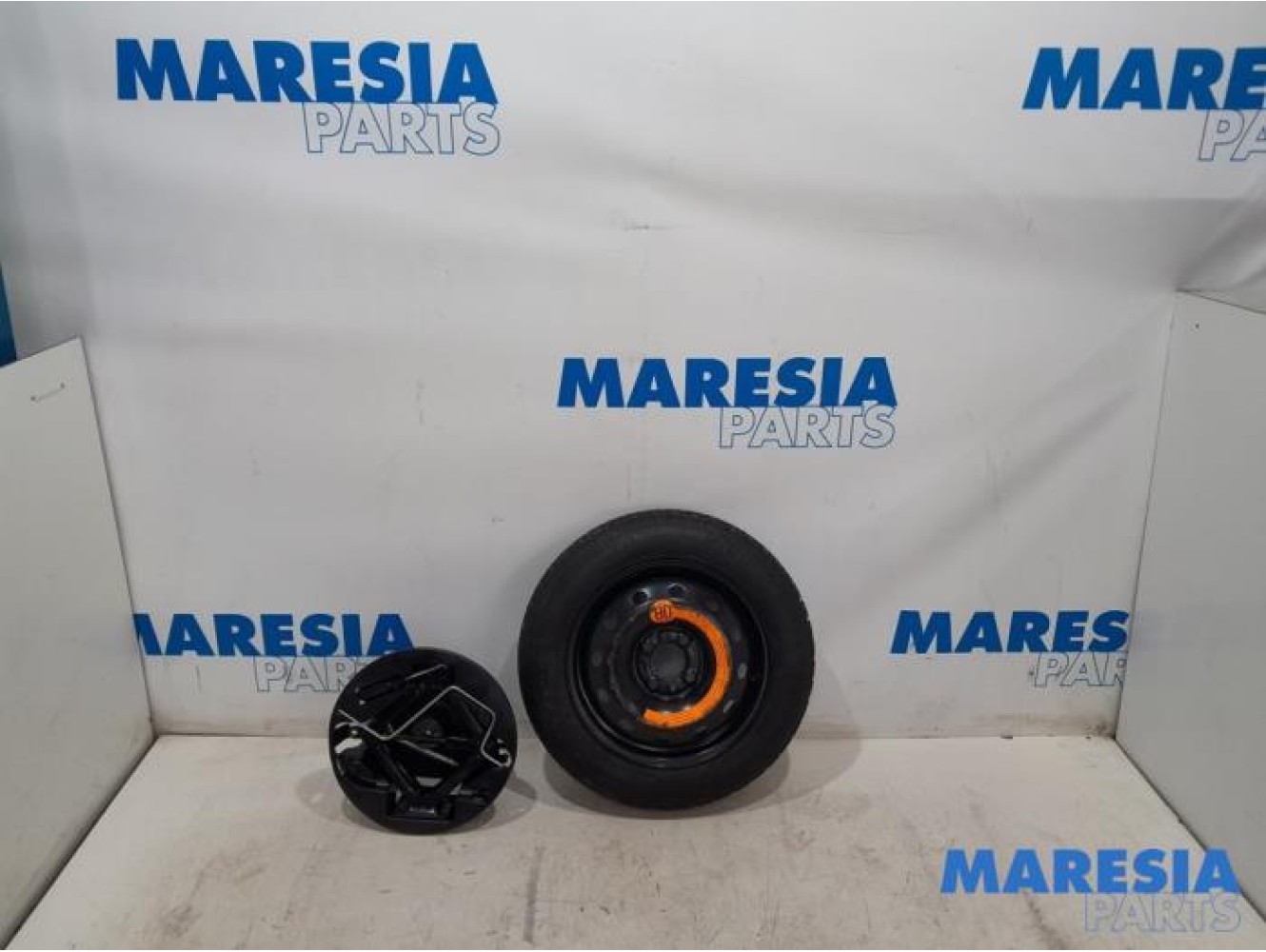 Fiat - 500 - Krikset + reservewiel