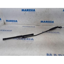 Fiat - 500 - Front wiper arm