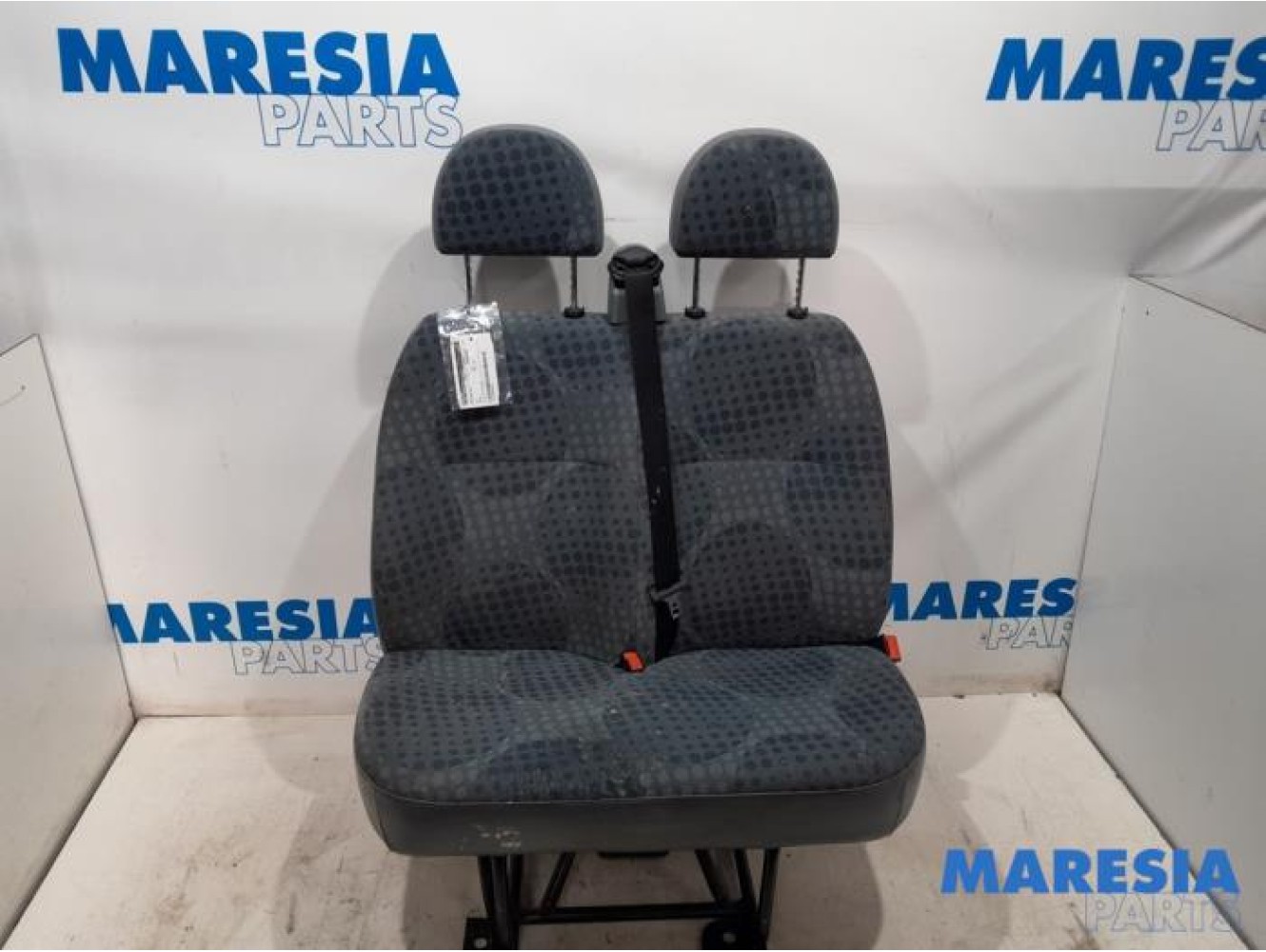Ford - Transit - Double front seat, right