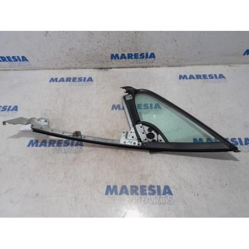 Peugeot - 307 - Quarter light, front right