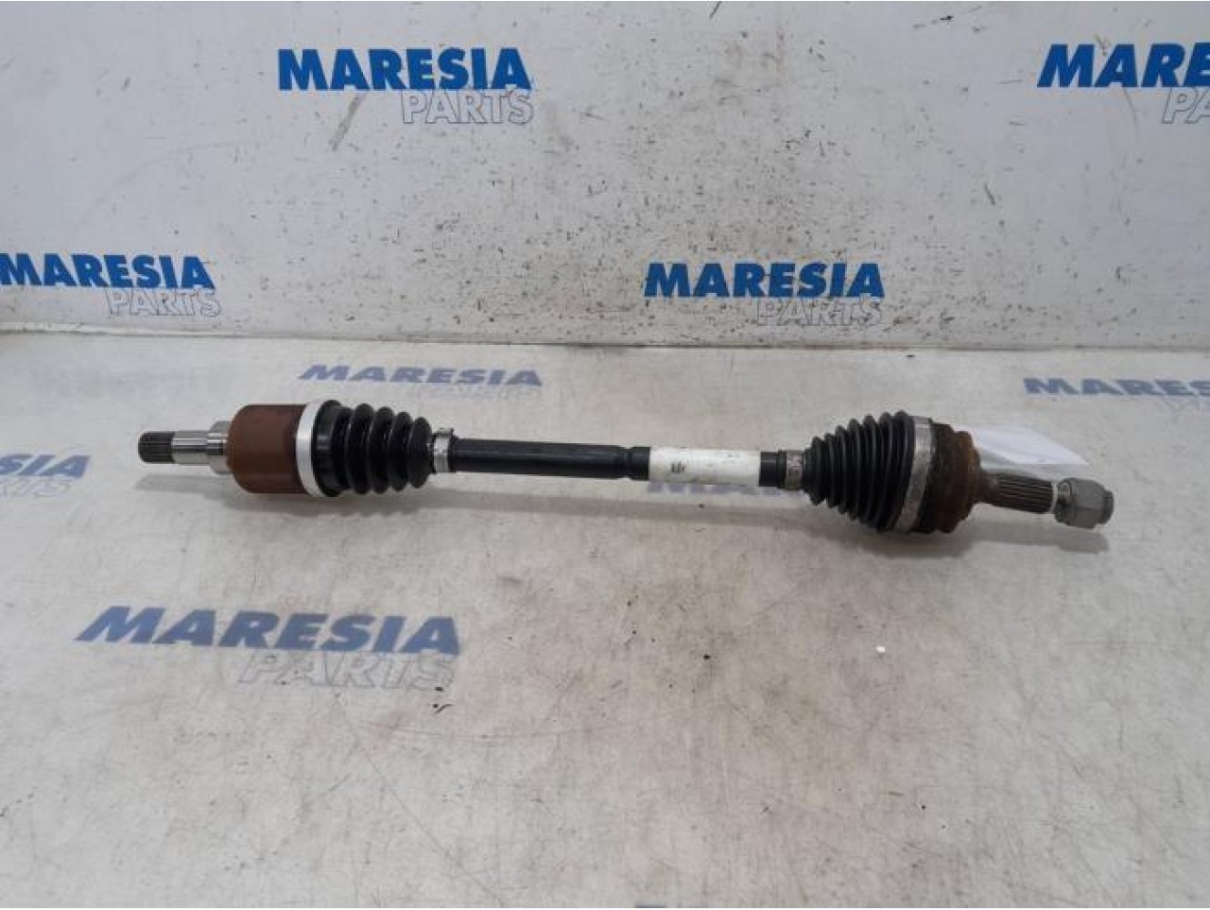 Citroen - C3 - Aandrijfas links-voor