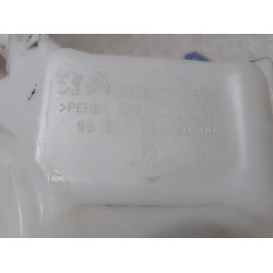 Citroen - C3 - Front windscreen washer reservoir