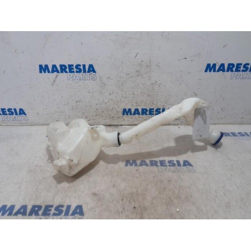 Citroen - C3 - Front windscreen washer reservoir