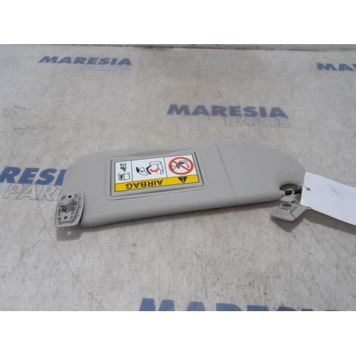 Citroen - C3 - Sun visor