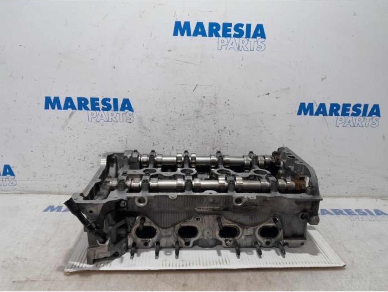 Peugeot - 308 - Cylinder head