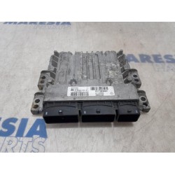 Renault - Scenic - Engine management computer