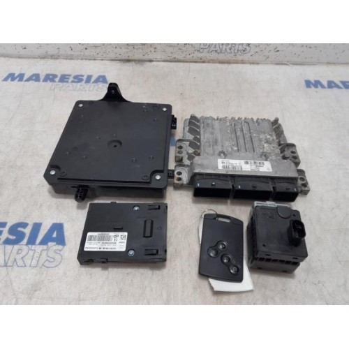 Renault - Scenic - Engine management computer