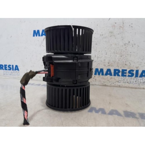Renault - Scenic - Heating and ventilation fan motor
