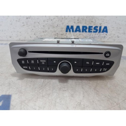 Renault - Scenic - Radio CD player
