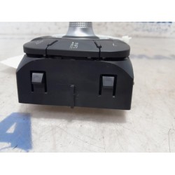 Renault - Scenic - Multi-media control unit